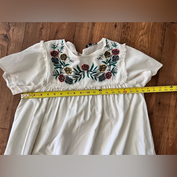 Roolee Dress off White Embroidered Floral Small cottagecore tunic praire - Picture 8 of 12